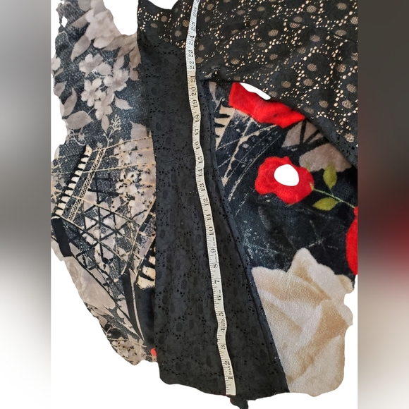 Alya Black Long Sleeve Lace Dress - Picture 10 of 10